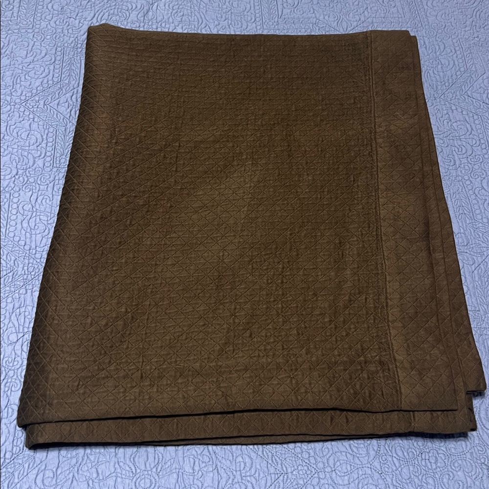 SFERRA Chocolate Brown Textured Throw - Queen Size